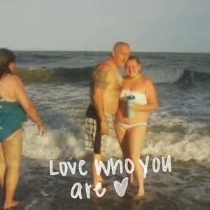 Meet your Posher, Brittney